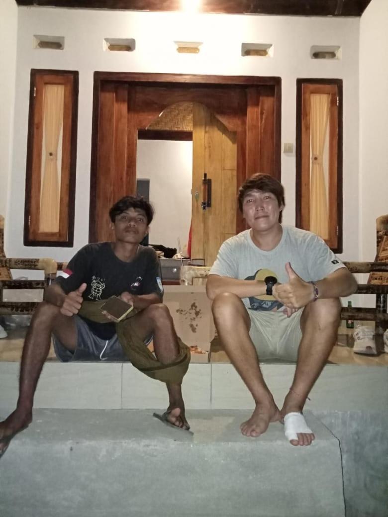 Diki Bungalows Kuta  Buitenkant foto