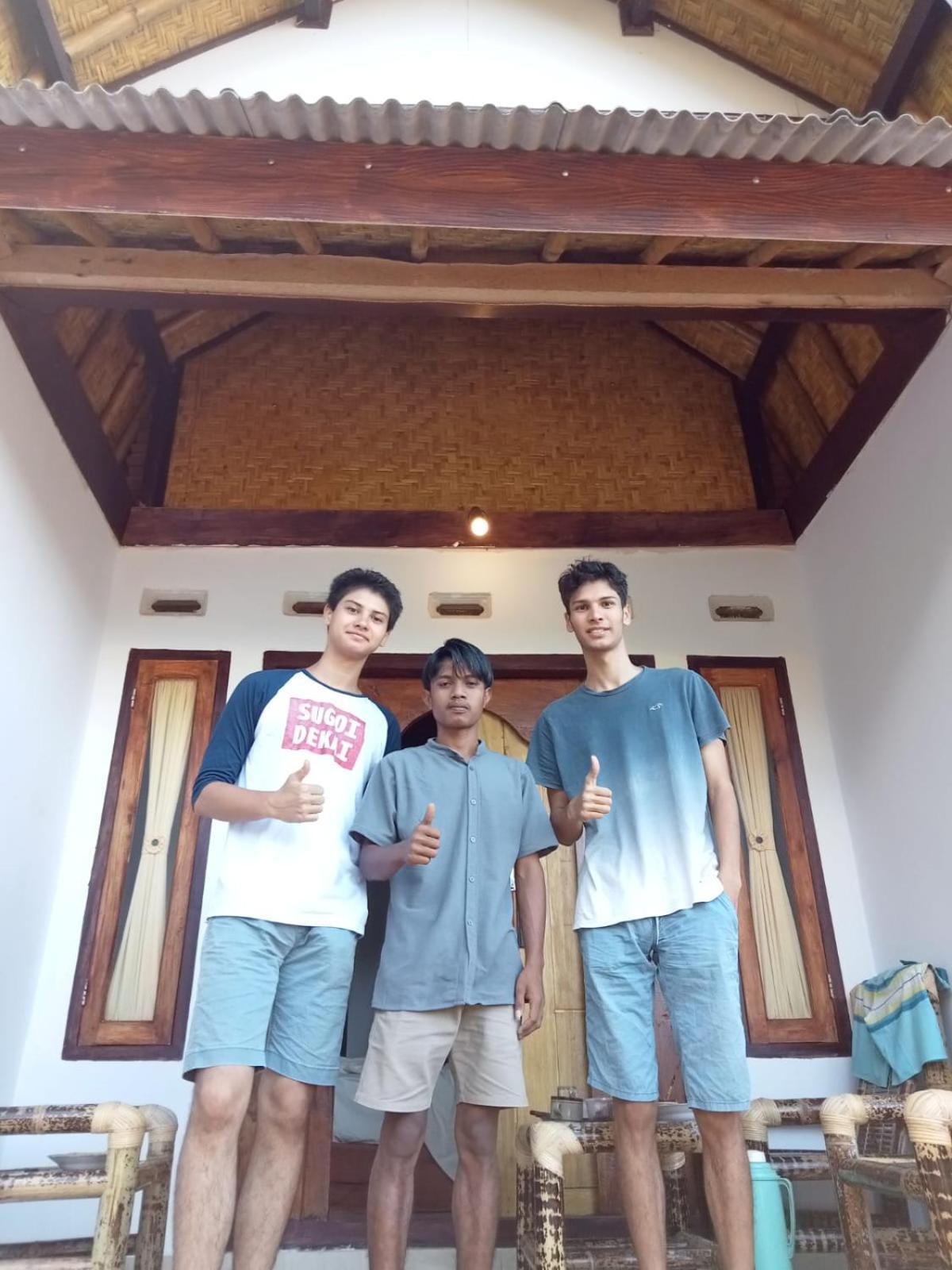 Diki Bungalows Kuta  Buitenkant foto