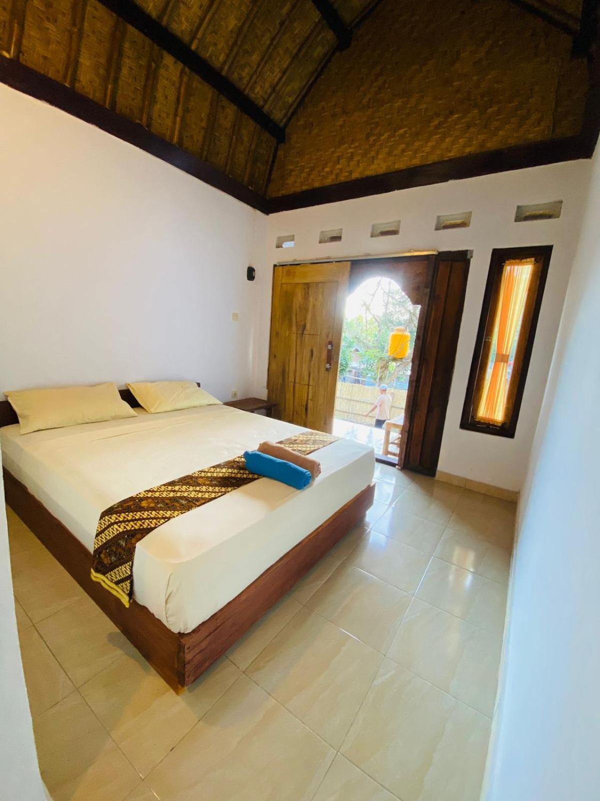 Diki Bungalows Kuta  Buitenkant foto