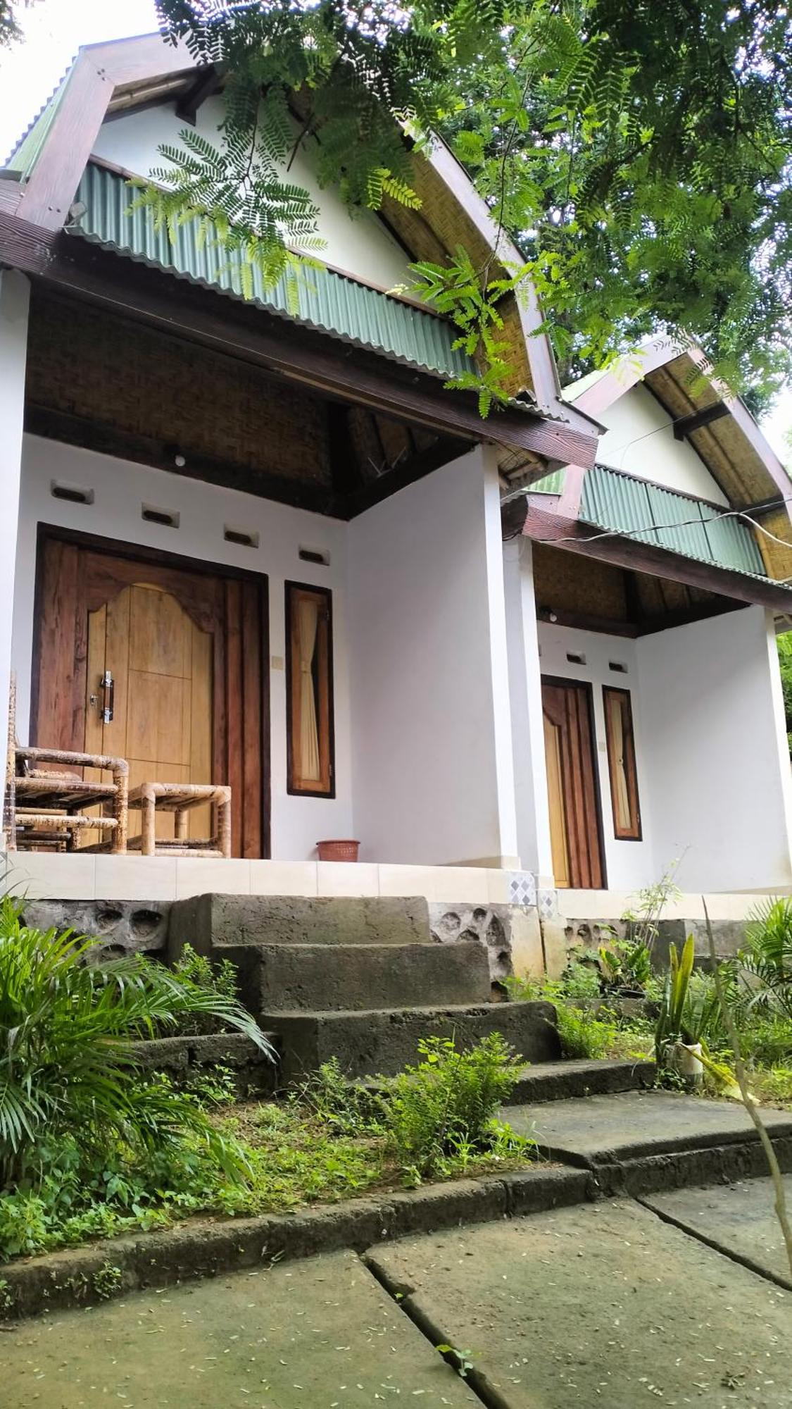 Diki Bungalows Kuta  Buitenkant foto
